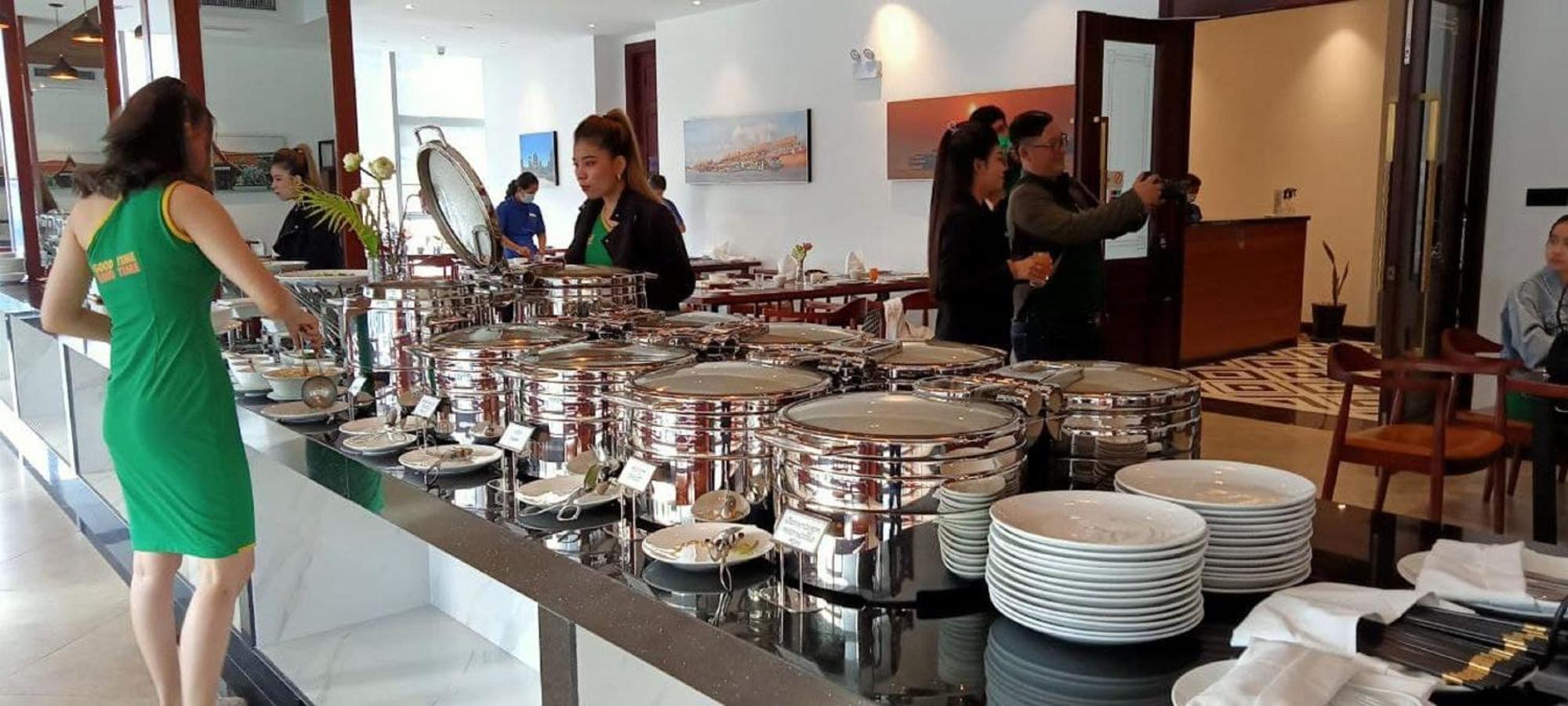 V V Hotel Battambang Eksteriør billede