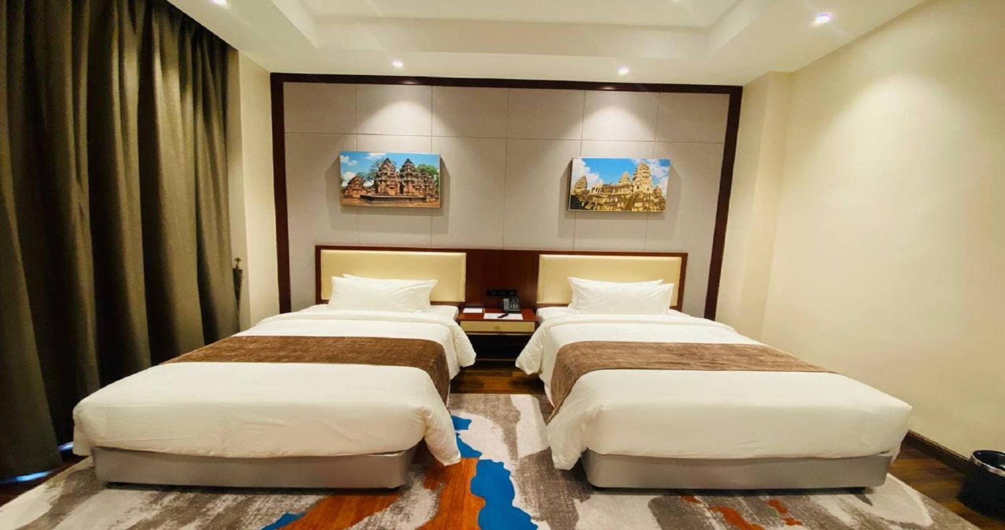 V V Hotel Battambang Værelse billede